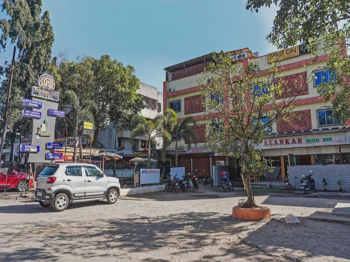 Hotel Collection O Shreya à Talegaon Dabhade Extérieur photo